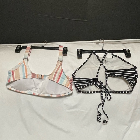 Set of 2 Juniors Xhilaration Bikini Tops Size XL. Pre-owned - Picture 2 of 5